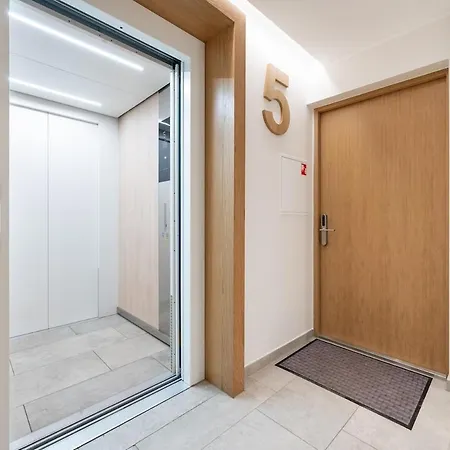 Top-floor 1br - Parking Garage - Breakfast Station * Tallinn