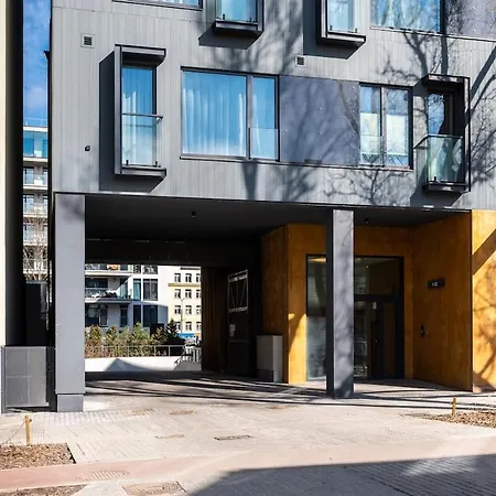 Top-floor 1br - Parking Garage - Breakfast Station