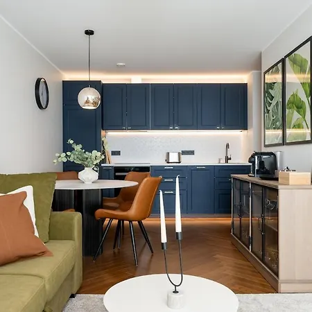 Top-floor 1br - Parking Garage - Breakfast Station Appartement *