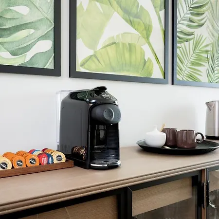 Appartement Top-floor 1br - Parking Garage - Breakfast Station *